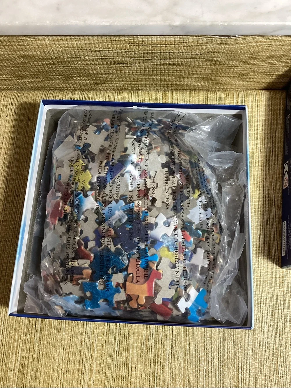 The Polar Express 550-Piece Jigsaw Puzzle with poster